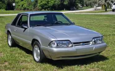 Ford Mustang Coupe 1991