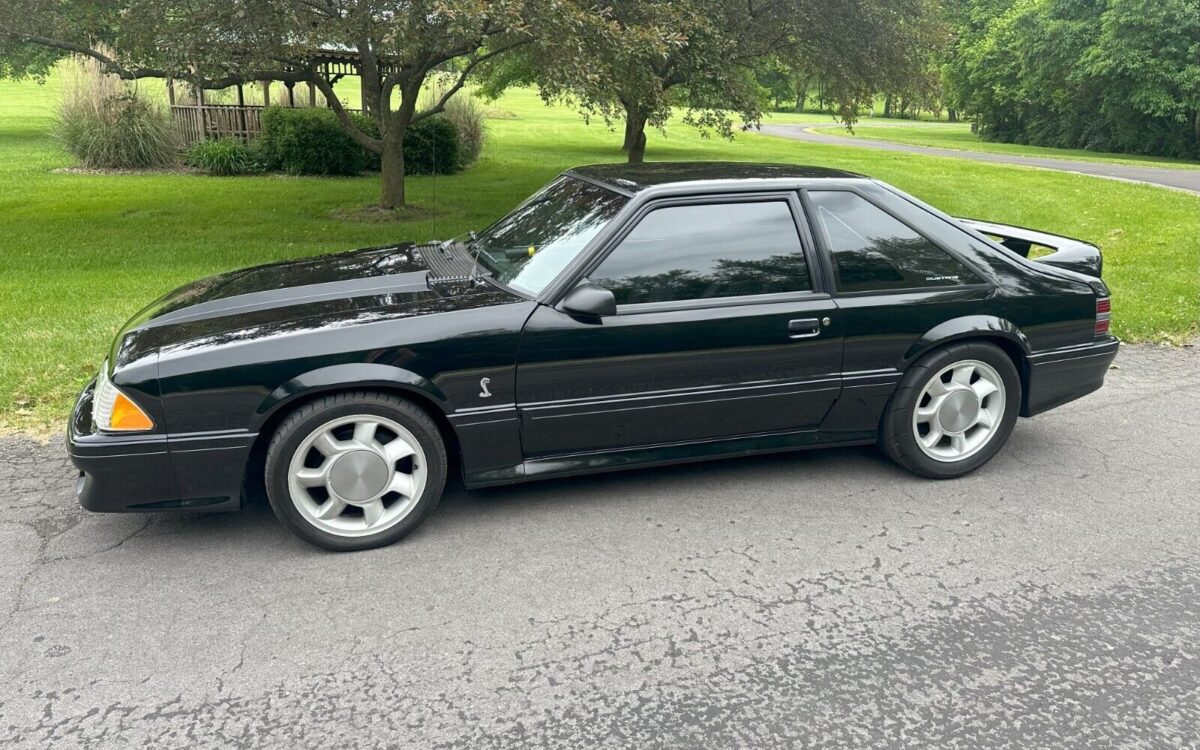 Ford Mustang Coupe 1993