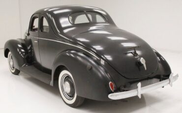 Ford-Standard-Coupe-1939-2