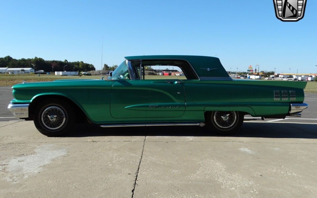 Ford-Thunderbird-1960-3