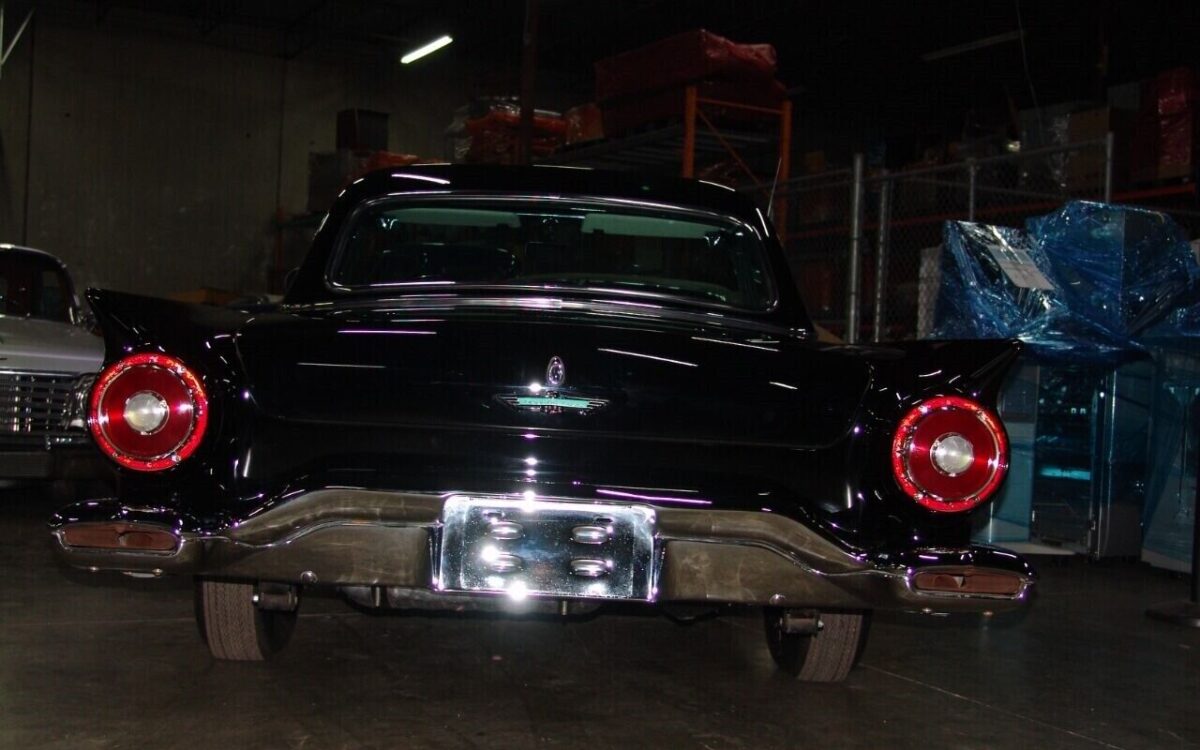 Ford-Thunderbird-Cabriolet-1957-8