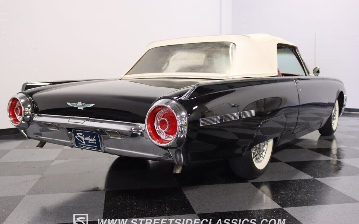 Ford-Thunderbird-Cabriolet-1962-10