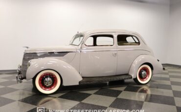 Ford-Tudor-Coupe-1938-6