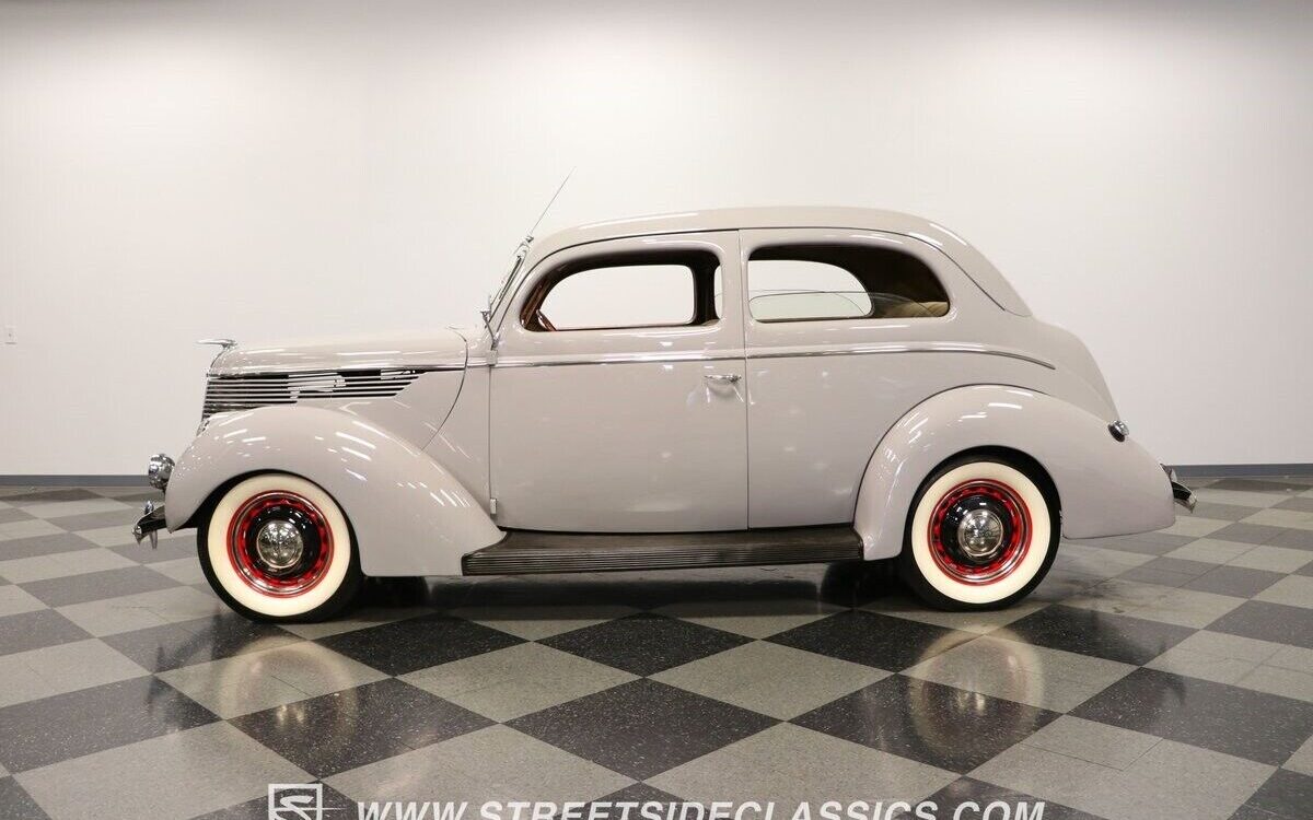 Ford-Tudor-Coupe-1938-7