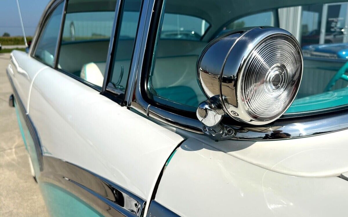 Ford-Victoria-1956-28
