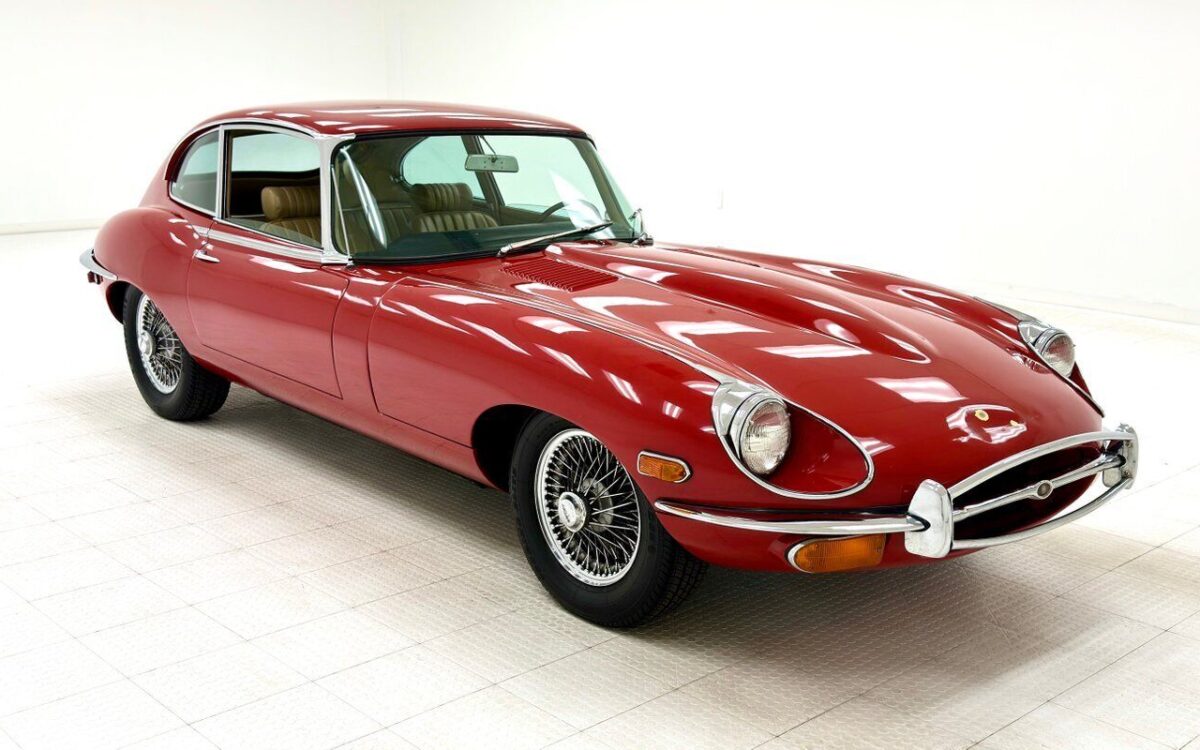 Jaguar-XK-Coupe-1969-6