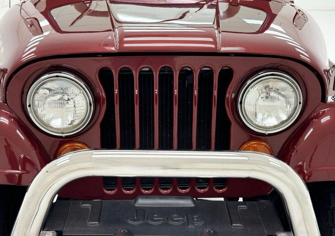 Jeep-CJ-1980-8