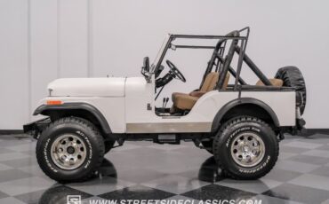 Jeep-CJ-1981-2