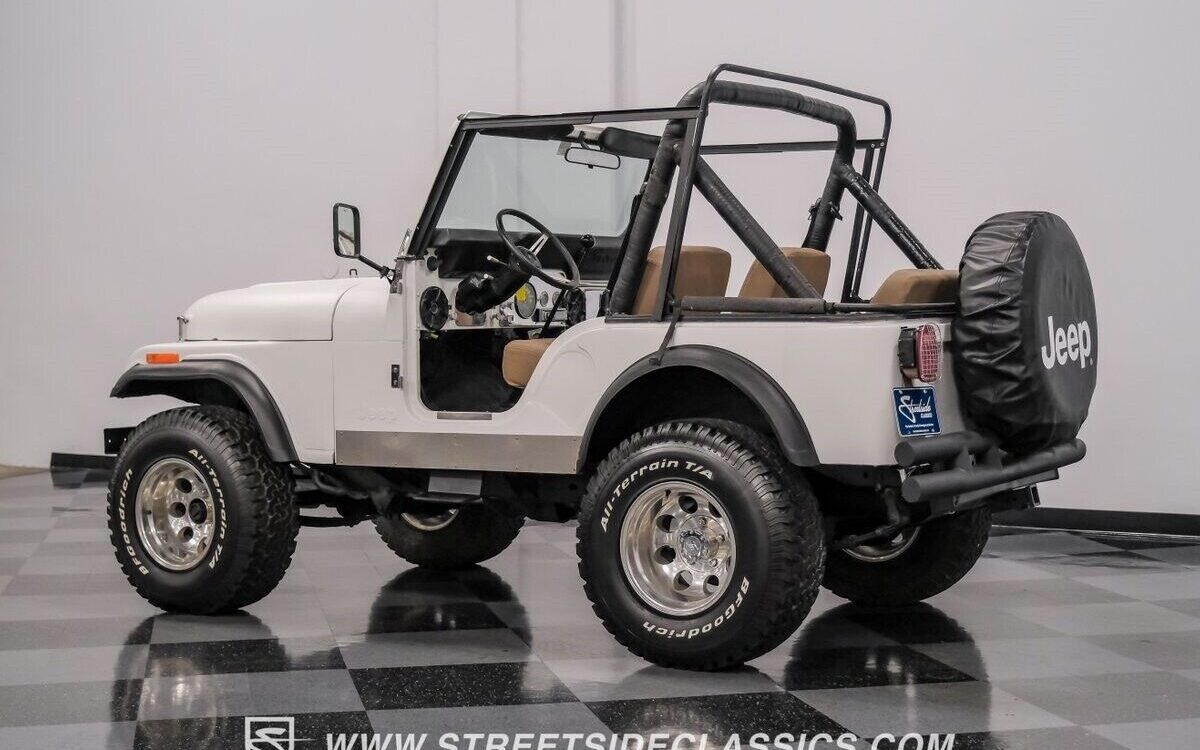 Jeep-CJ-1981-9