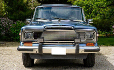 Jeep-Wagoneer-SUV-1984-10