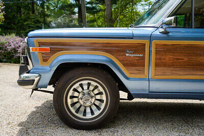 Jeep-Wagoneer-SUV-1984-3