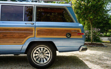 Jeep-Wagoneer-SUV-1984-4