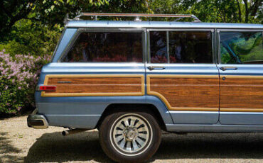 Jeep-Wagoneer-SUV-1984-7