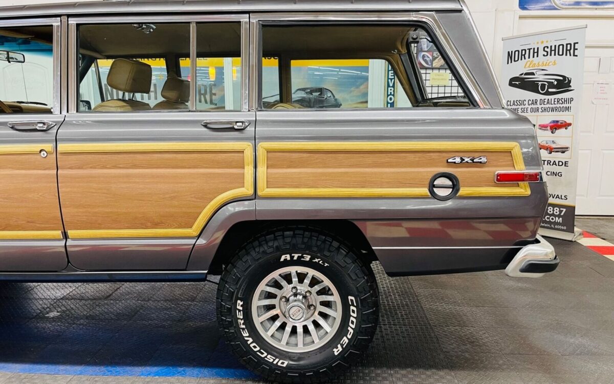 Jeep-Wagoneer-SUV-1987-23