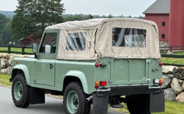 Land-Rover-Defender-1986-3