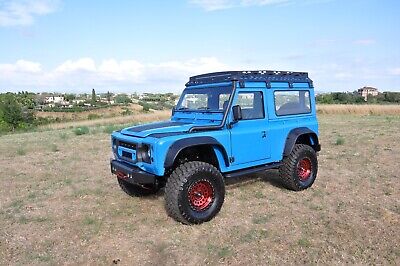 Land-Rover-Defender-1991-14