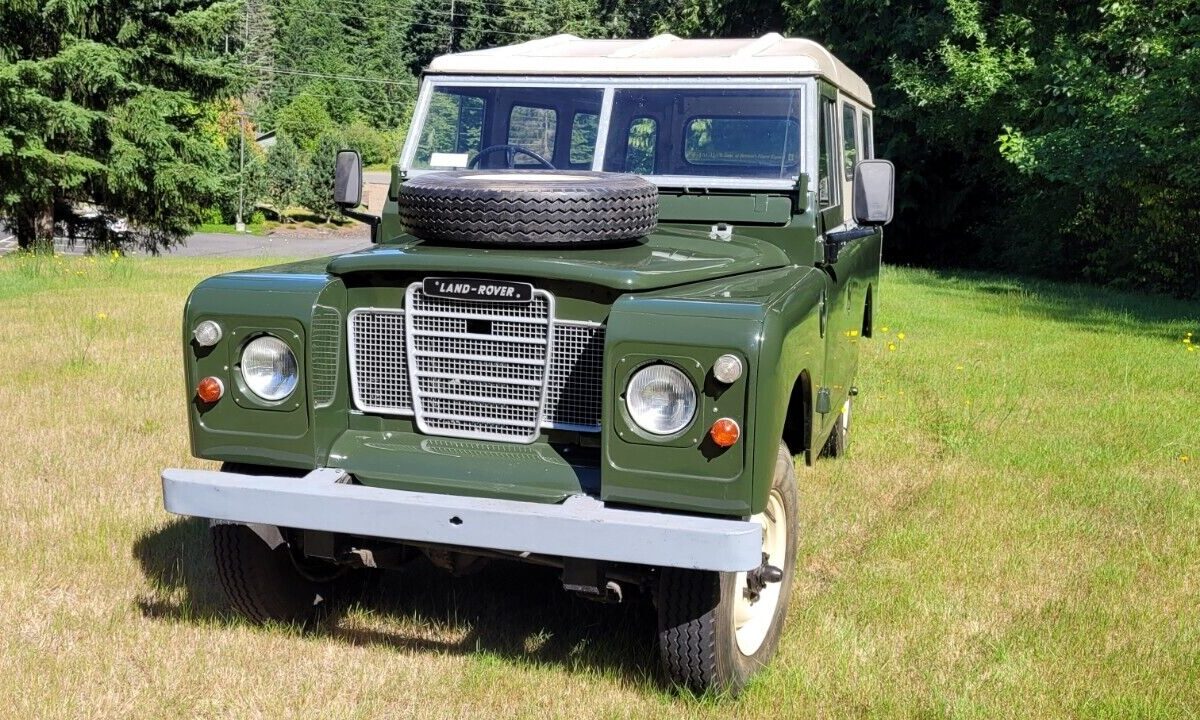 Land-Rover-Defender-SUV-1980-1