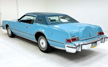 Lincoln-Continental-1975-2