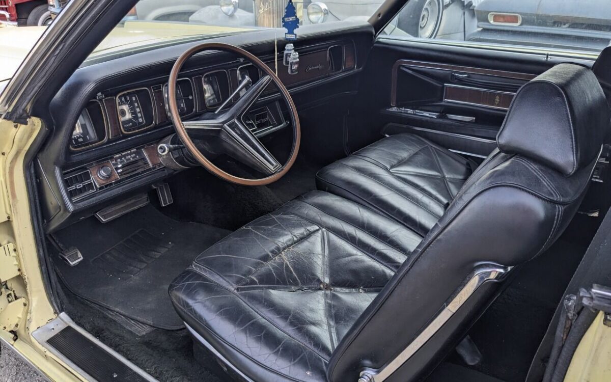 Lincoln-Mark-Series-1971-8
