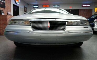 Lincoln-Mark-Series-Coupe-1993-10