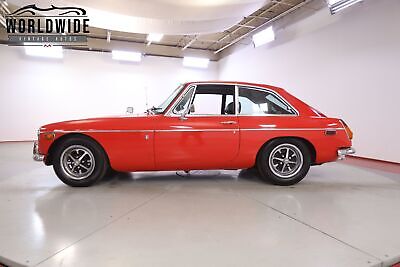 MG-MGB-GT-1971-2