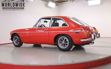 MG-MGB-GT-1971-4