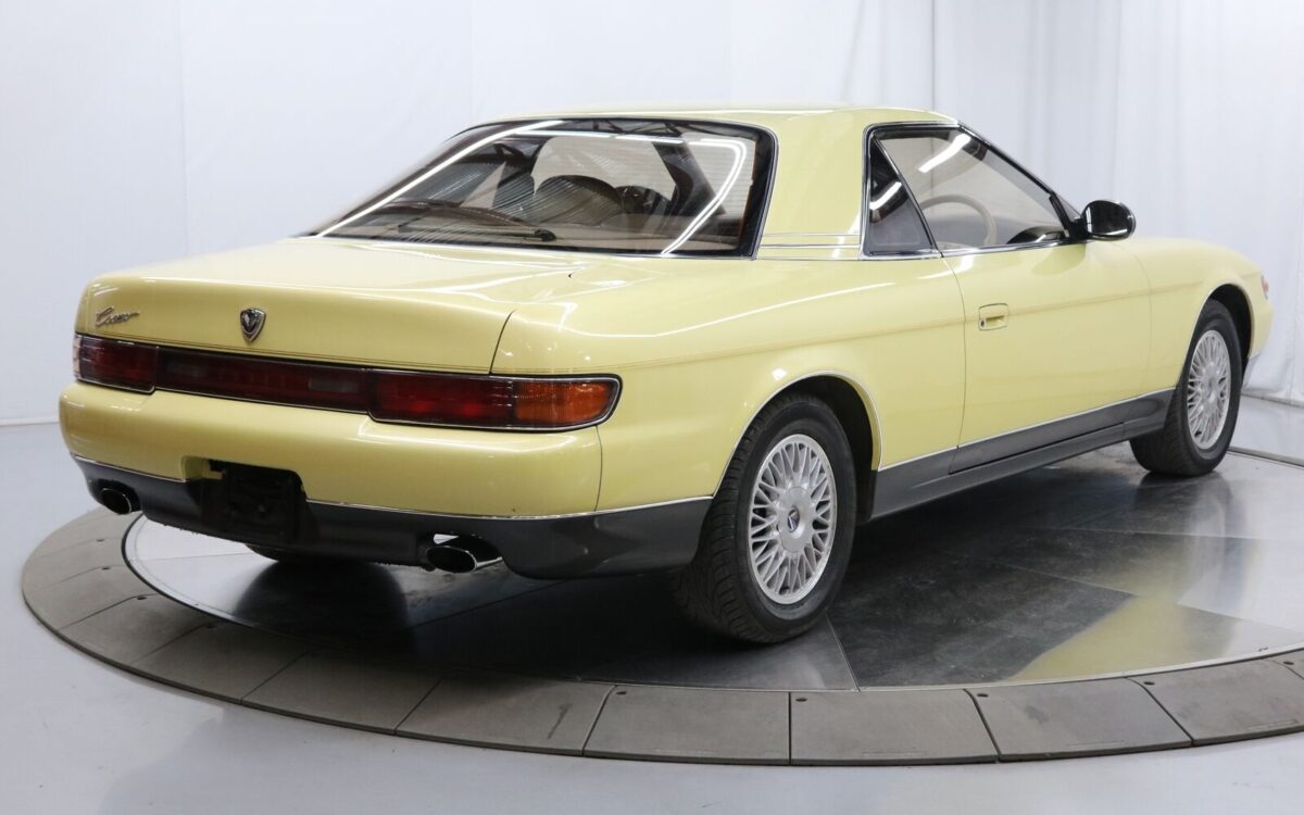 Mazda-Cosmo-Coupe-1990-6