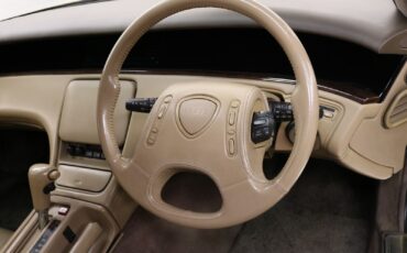 Mazda-Cosmo-Coupe-1990-9