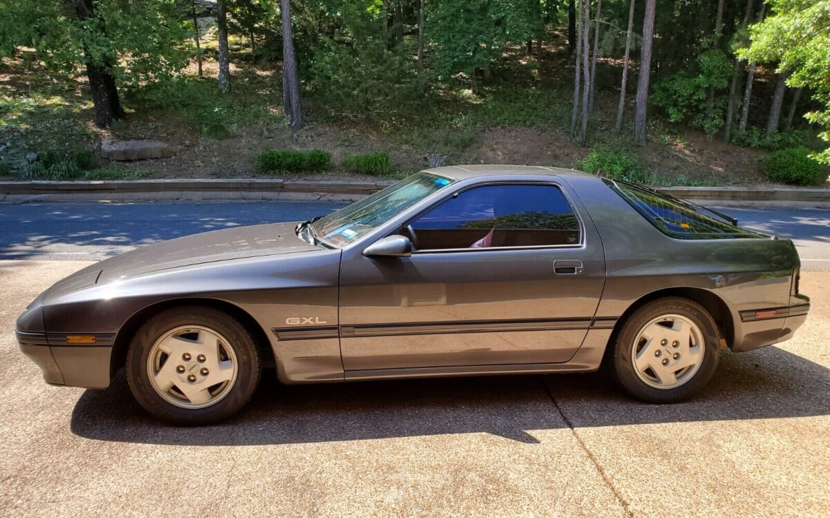 Mazda RX-7 Coupe 1987