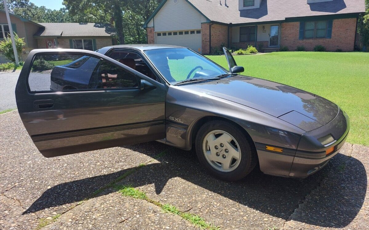 Mazda-RX-7-Coupe-1987-4