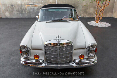 Mercedes-Benz-250SE-Cabriolet-1966-11