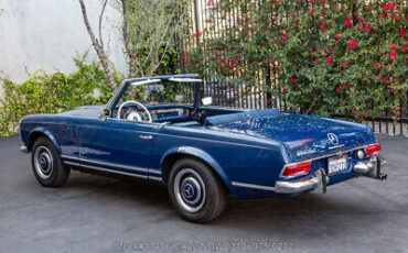 Mercedes-Benz-250SL-1967-6