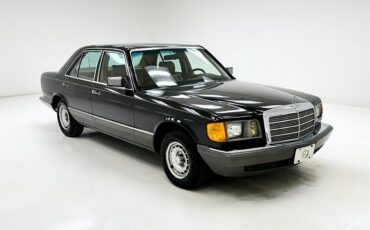 Mercedes-Benz-380SE-Berline-1984-6
