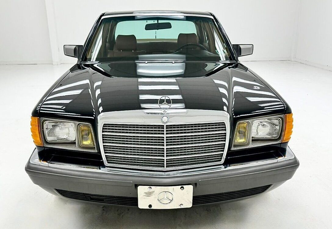 Mercedes-Benz-380SE-Berline-1984-7