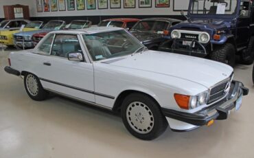 Mercedes-Benz-500-Series-1987-19