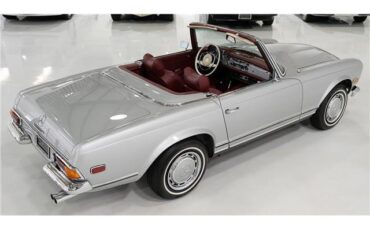 Mercedes-Benz-SL-Class-1970-13