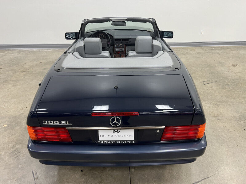 Mercedes-Benz-SL-Class-Cabriolet-1990-8