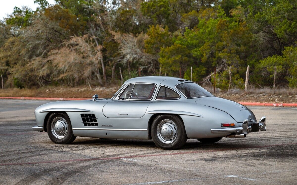 Mercedes-Benz-SL-Class-Coupe-1956-2