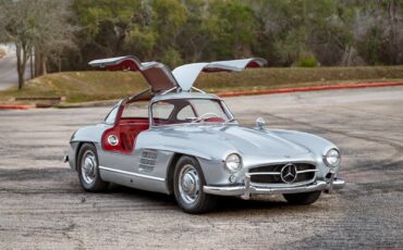 Mercedes-Benz-SL-Class-Coupe-1956-38