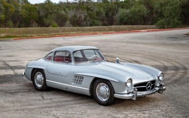 Mercedes-Benz-SL-Class-Coupe-1956-39