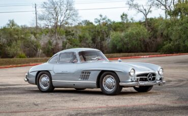 Mercedes-Benz-SL-Class-Coupe-1956-6