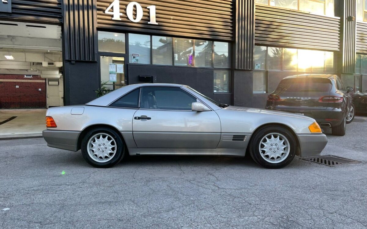 Mercedes-Benz-SL-Class-Coupe-1990-20