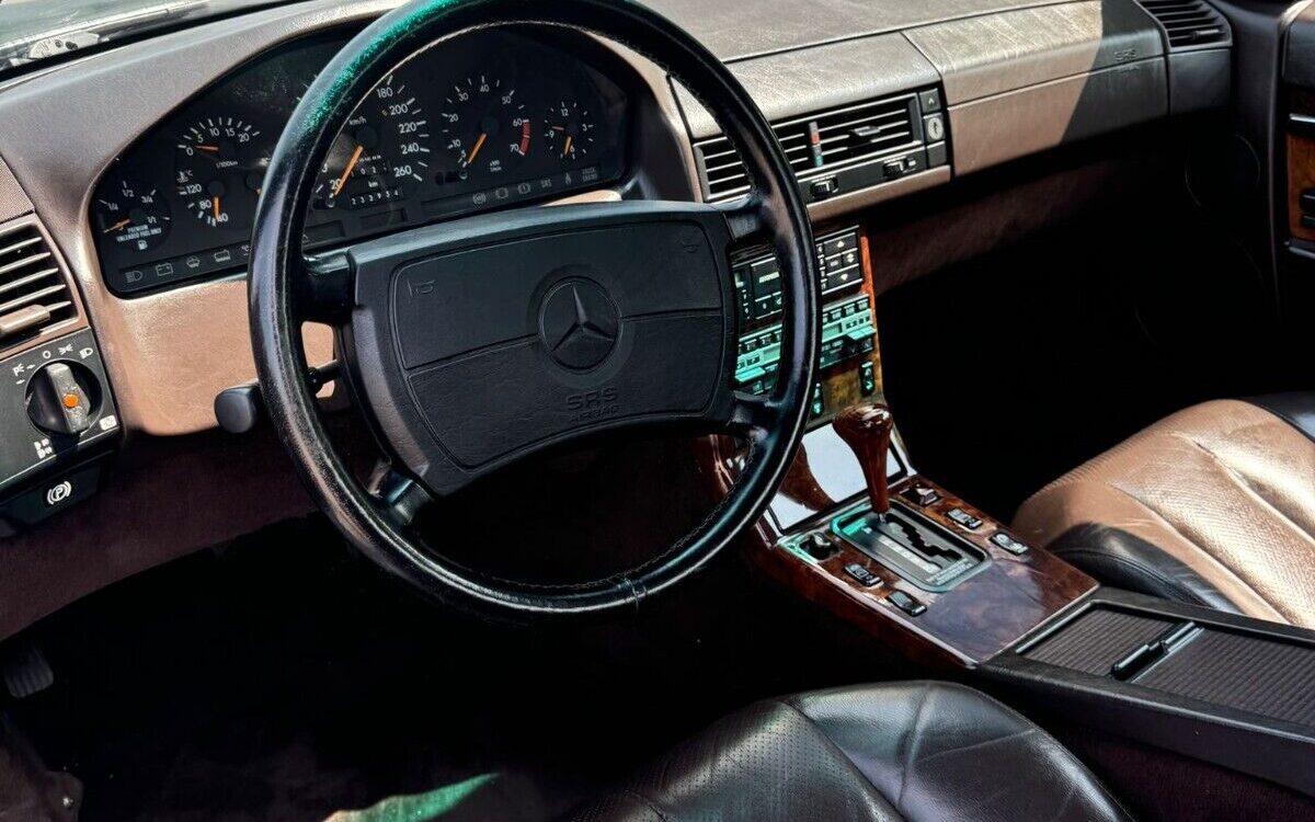 Mercedes-Benz-SL-Class-Coupe-1990-9