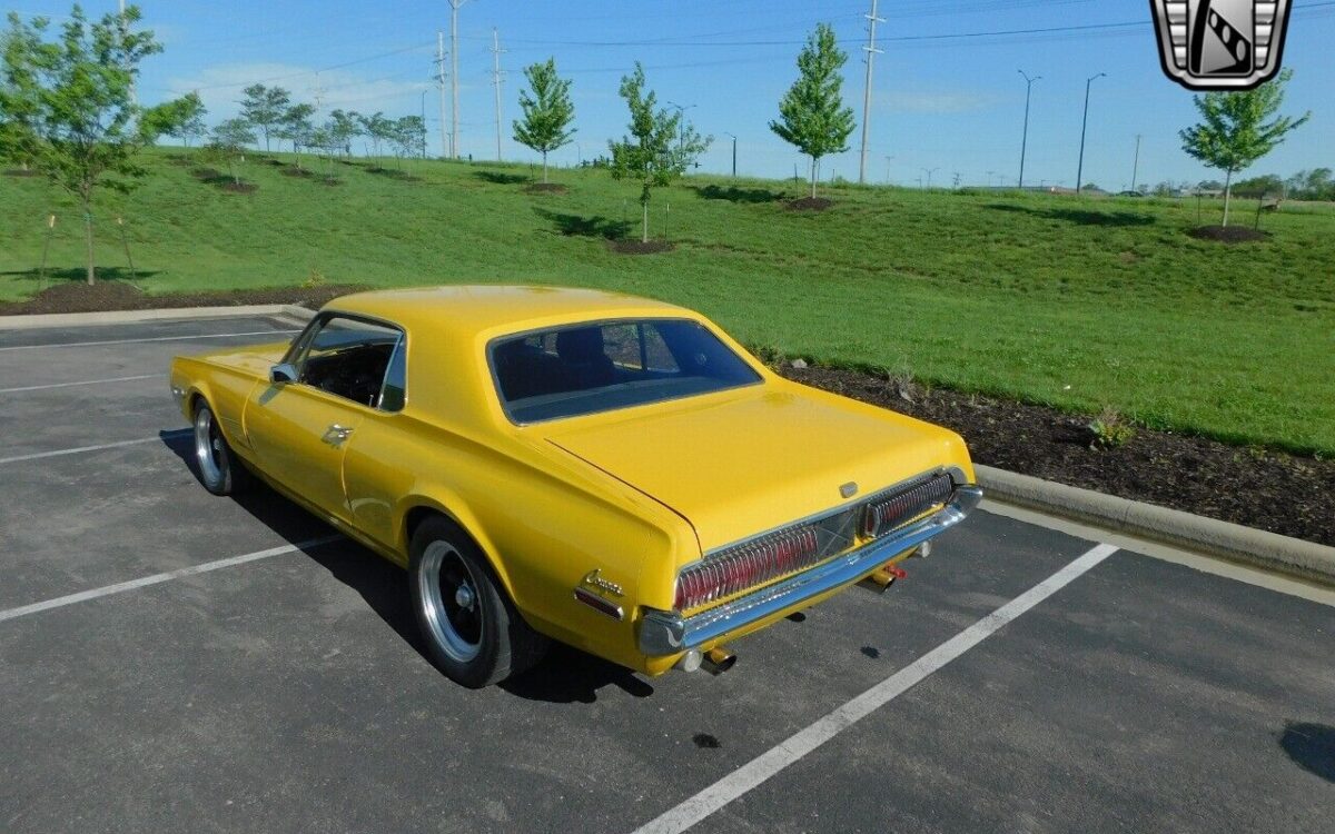 Mercury-Cougar-1968-8