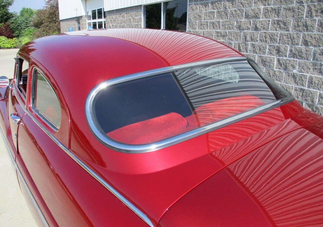 Mercury-Coupe-1950-32