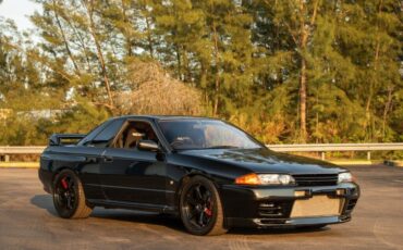 Nissan-Skyline-GT-R-Coupe-1990-18