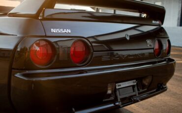 Nissan-Skyline-GT-R-Coupe-1990-6