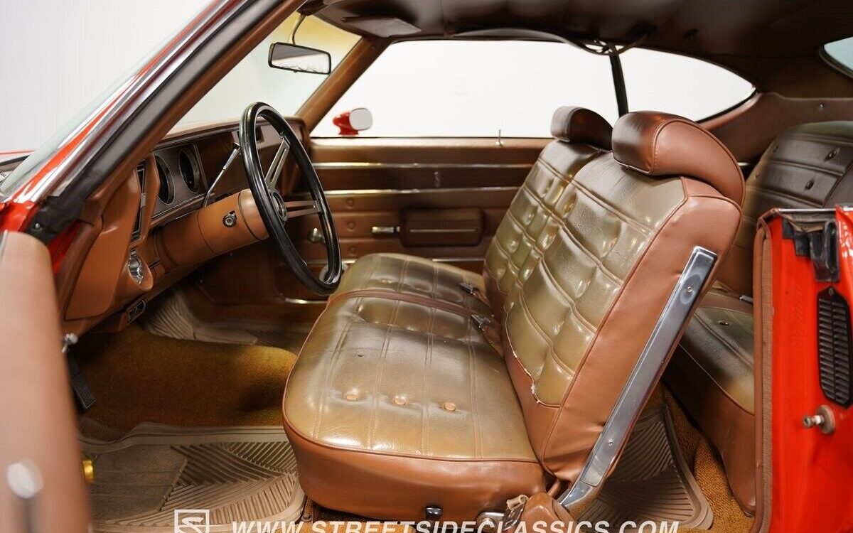 Oldsmobile-Cutlass-1972-4