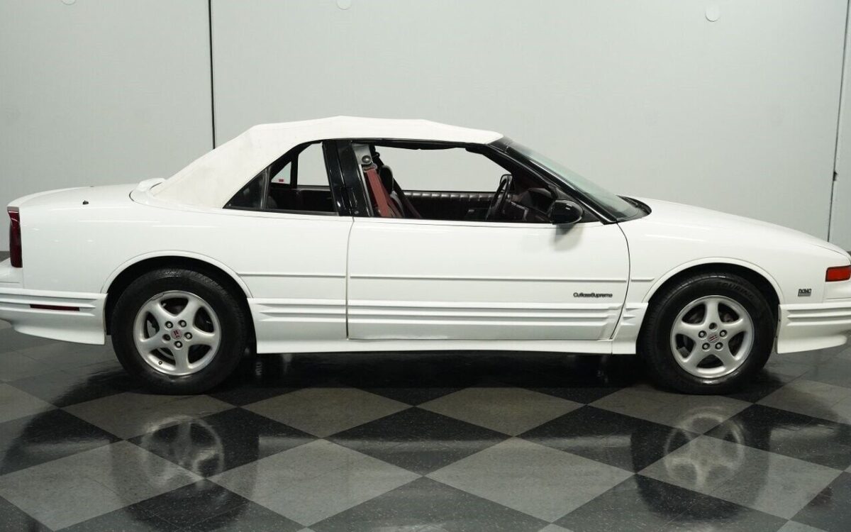Oldsmobile-Cutlass-Cabriolet-1993-11