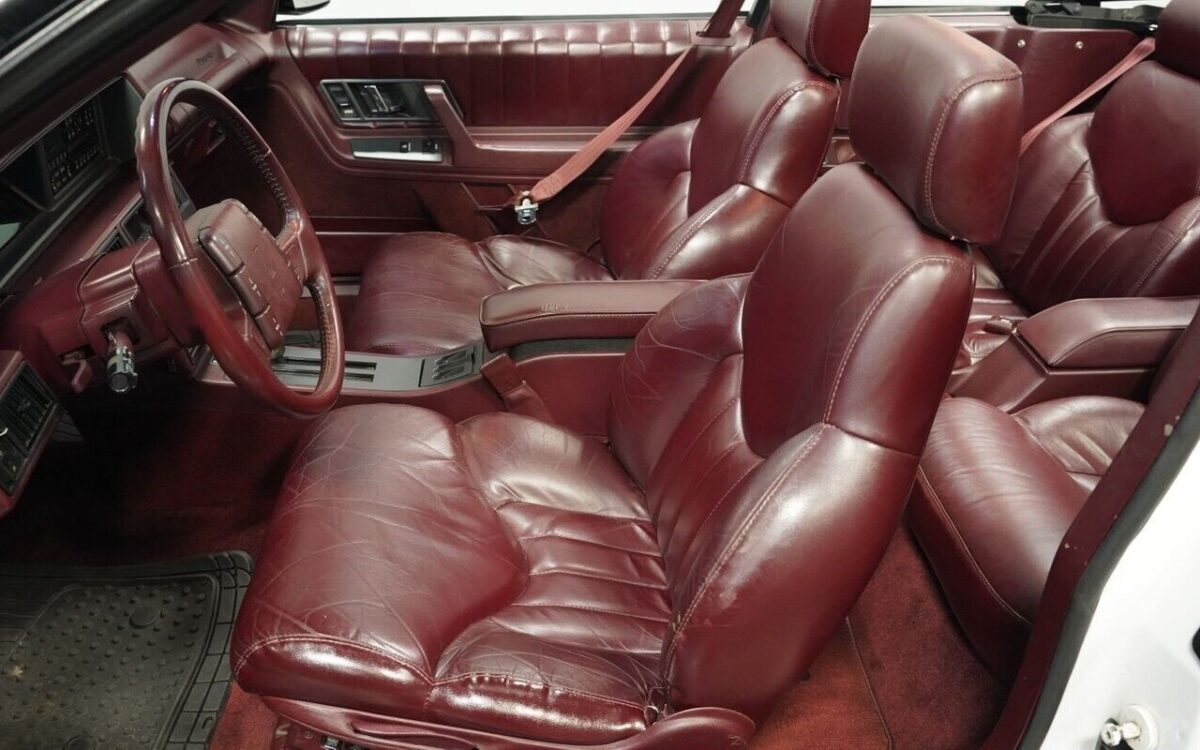 Oldsmobile-Cutlass-Cabriolet-1993-4